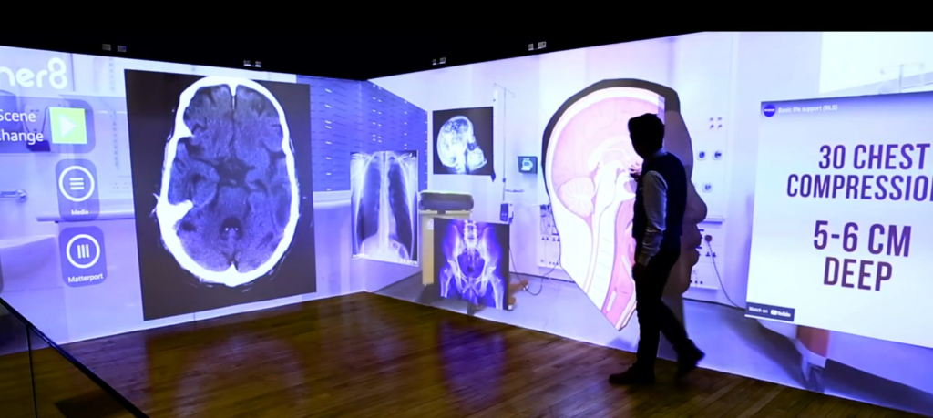 Gener8 Immersive Room: the experience of medical students and hospital staff in Turin